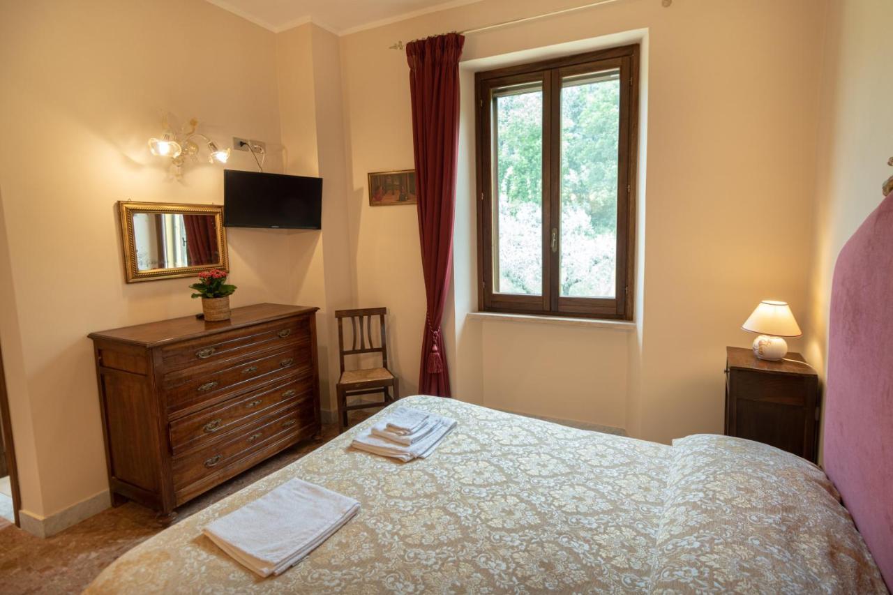 Farm stay Agriturismo Val D'olivi Capodacqua (Assisi)